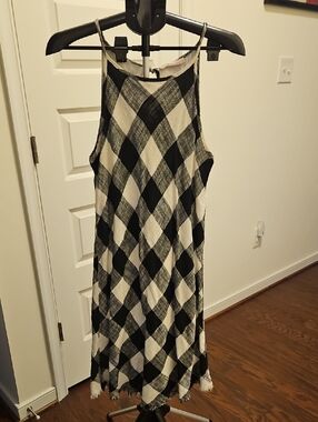 Sleeveless Black & White Check Midi Dress
